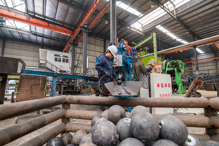 余姚网架配件-螺栓球加工车间